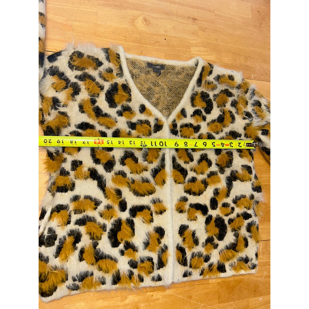& Merci Boho Mustard Cheetah Print Fuzzy Cardigan Sweater Size Medium - Picture 8 of 8